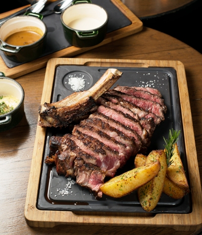 SCARLETT WINE BAR RESTAURANT 19