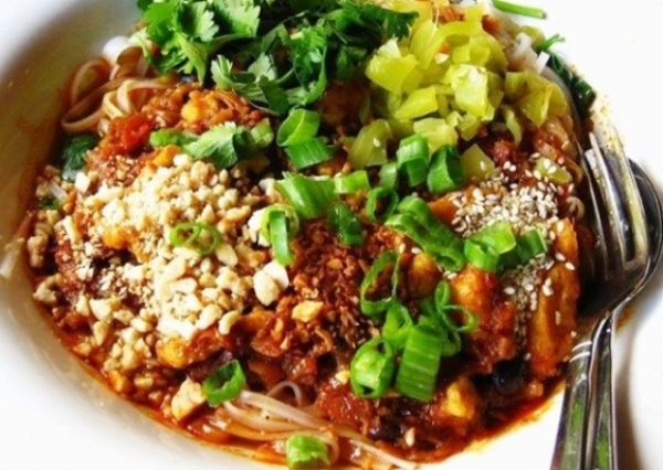 ရွမ္းေခါက္ဆြဲျပဳလုပ္နည္း