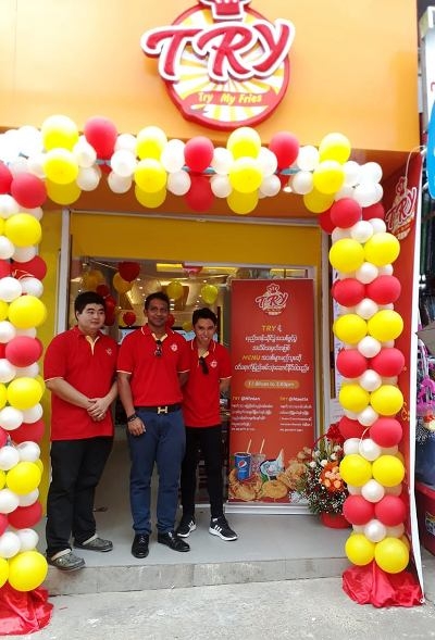 TRY FAST FOOD RESTAURANT ဆိုင္သစ္ဖြင့္လွစ္ျခင္း