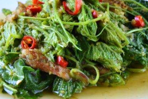 ဘူးညႊန္႔ႏွင့္ ငါးေၾကာ္တြဲခ်က္နည္း