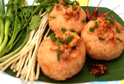 ရွမ္းအစားအစာ ငါး ထမင္းခ်ဥ္