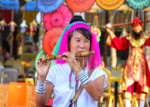 တိုင္းရင္းသားအစားအစာ ညေစ်းႏွင့္ " ခ်င္း႐ိုးရာ ပရဲထိုးပြဲ ႏွင့္ ကယန္းပြဲေတာ္ "
