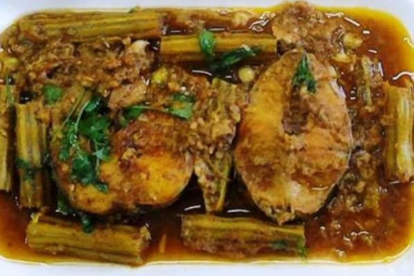 ငါးရံ႕ႏွင့္ ဒန္႔သလြန္သီးဟင္း