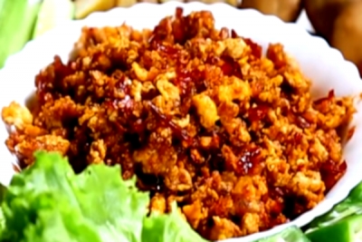 ထမင္းၿမိန္ေစတဲ့ ၾကက္ဥ ငံျပာရည္ေၾကာ္ခ်က္နည္း