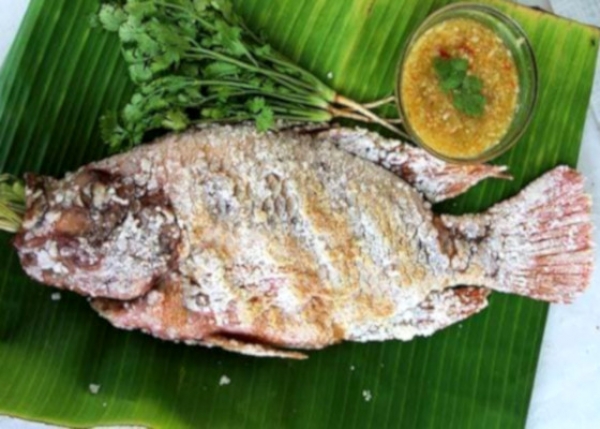 ထိုင္းစတိုင္ ငါးဆားမီးကင္ေလး လုပ္စားရေအာင္