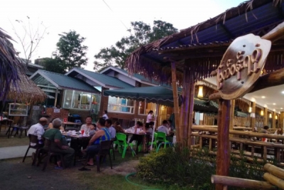 ေဗလု၀ႏွင့္ တူေတာ္ေမာင္မ်ား ဖြင့္လွစ္လိုက္တဲ့ "ျမတ္ပန္းရဂံု"  စားေသာက္ဆိုင္