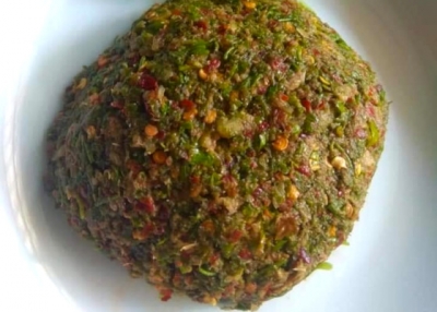 ထမင္းၿမိန္ေစမယ့္ မန္က်ည္းရြက္ေထာင္း