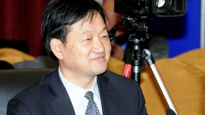 တရုတ်၏ဝက်သားဘုရင်နှင့် ကမ္ဘာ့အချမ်းသာဆုံး မွေးမြူရေးသမား Mr Qin