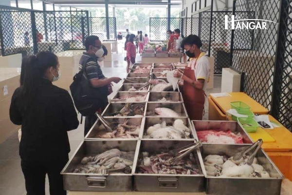 ရန်ကုန်မှာနေသူများ ​စျေးဝယ်ထွက်ဖို့ အစိုဈေး နေရာသစ် "the Hangar စျေးရုံကြီး"