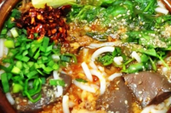 ရွမ္းေဒသအစားအစာ မုန္႔တီ