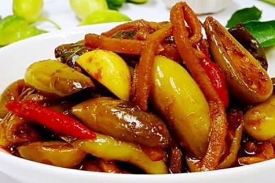 ကင္းမံုသီးသနပ္