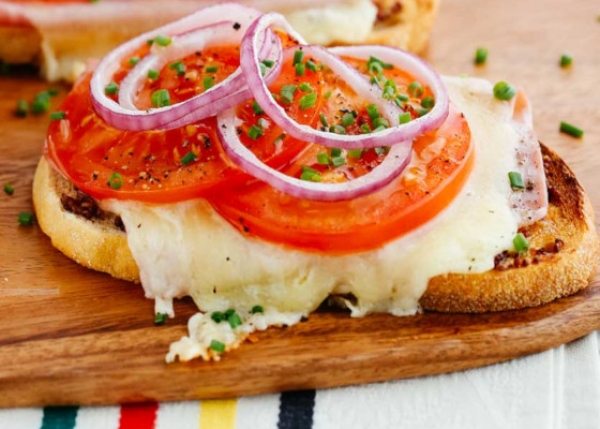 သက္သတ္လြတ္ Sandwiches ေလး လုပ္စားရေအာင္