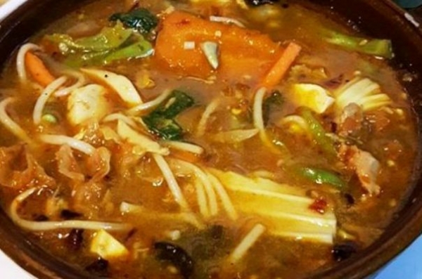 ေျမအိုးၿမီးရွည္ျပဳလုပ္နည္း
