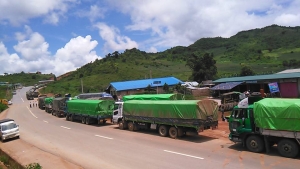 တ႐ုတ္အဖမ္းအဆီးမ်ား၍ မူဆယ္ကုန္သြယ္မႈေလ်ာ့